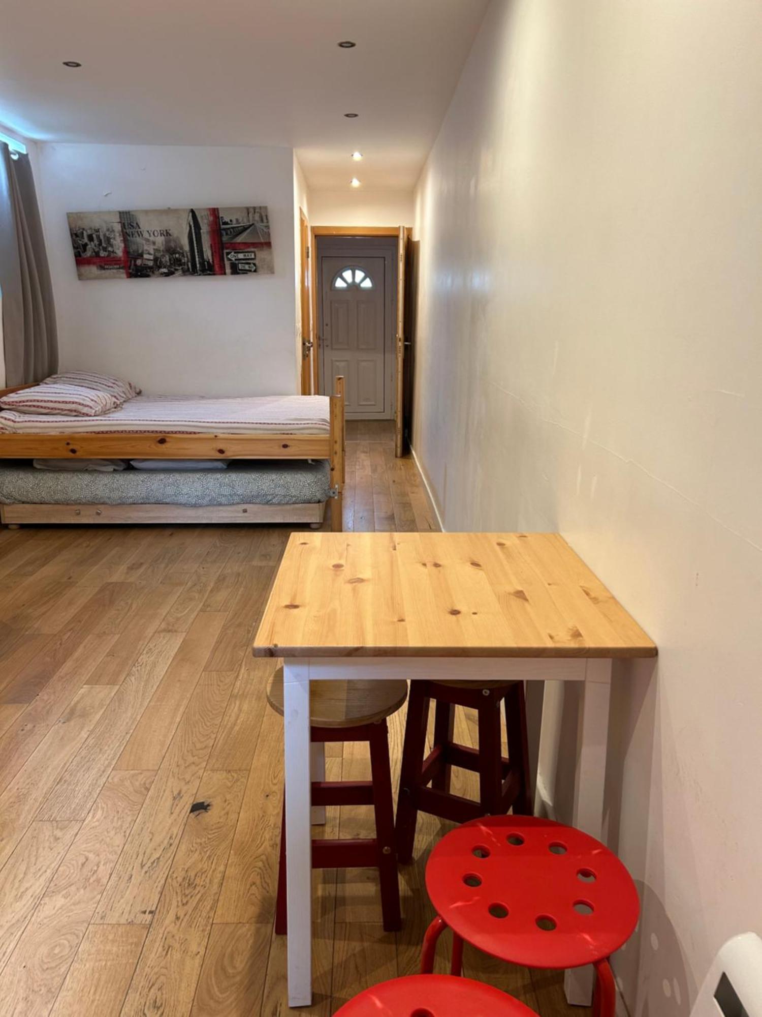 Paris Eiffel Tower Et Disney Apartments, Parkings Gratuits Et Securises, 10 Minutes Metro To Paris Nogent-sur-Seine Εξωτερικό φωτογραφία